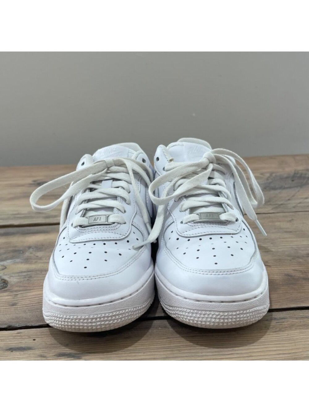 Nike Air Force 1 '07 Triple White Womens 8.5 White Leather Low Top Basketball - Picture 2 of 9